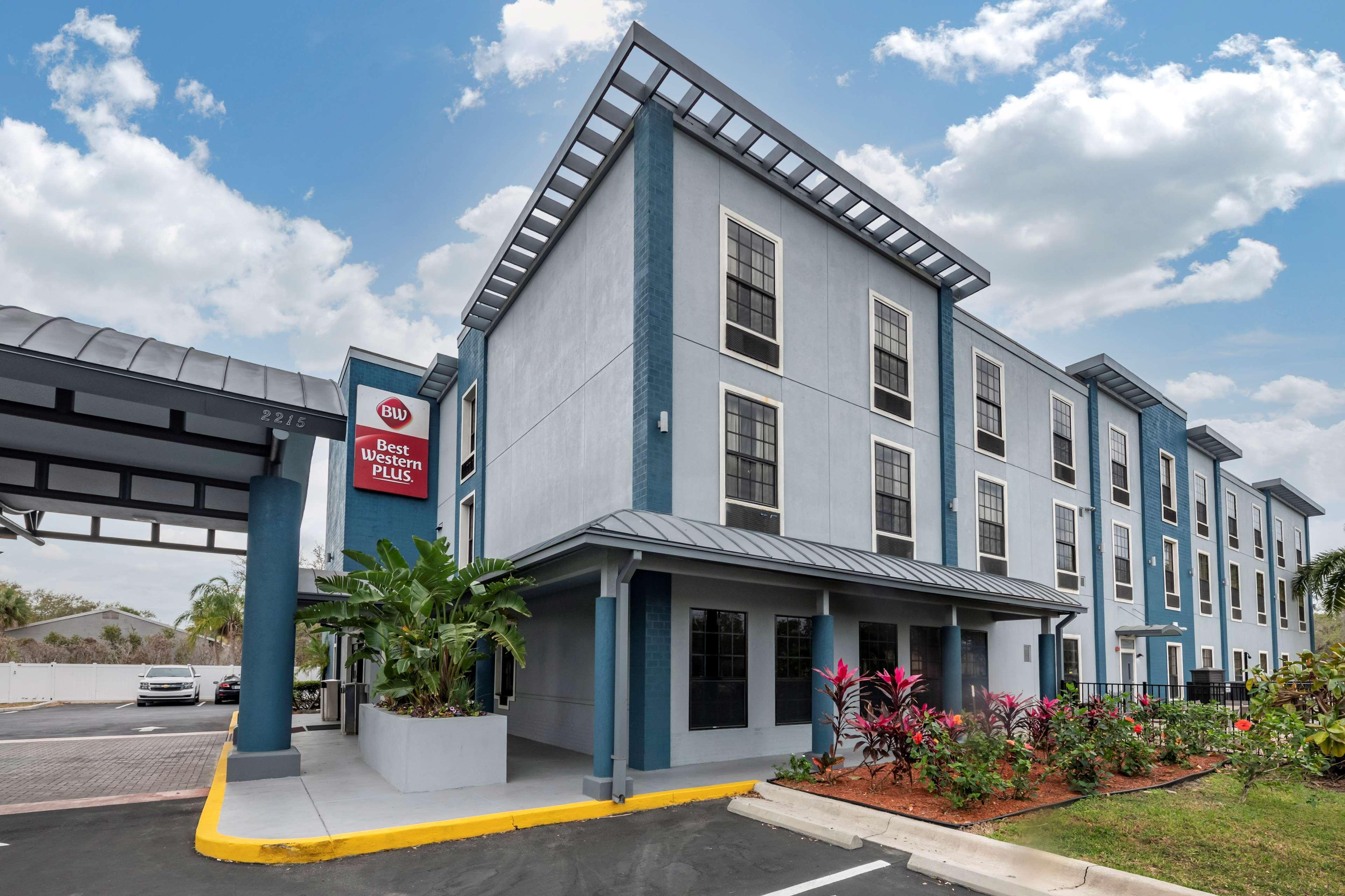 Best Western Plus Bradenton Gateway Hotel Exterior foto