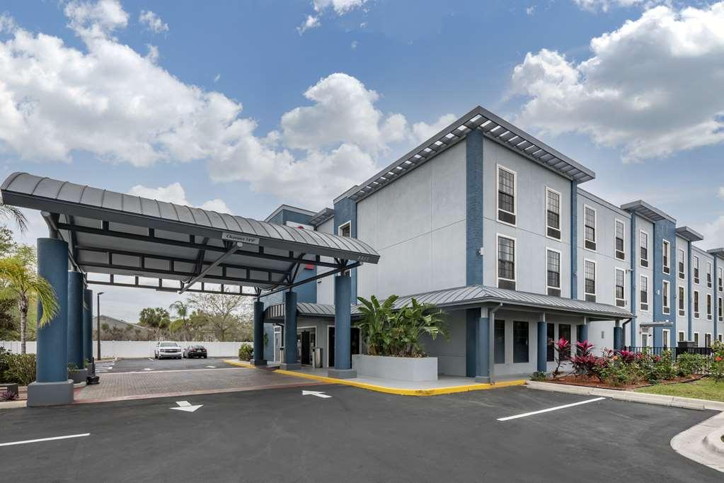 Best Western Plus Bradenton Gateway Hotel Exterior foto